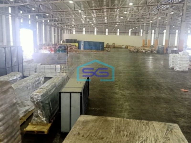 Disewakan Gudang Loading Dock Luas Bangunan 7600m2 Kawasan Industri Kitic Cikarang Bekasi