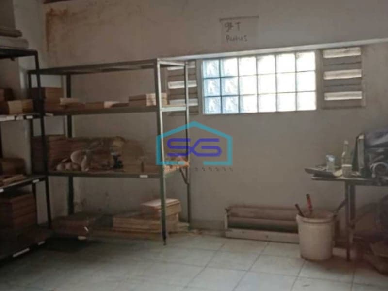 Dijual Ruang Usaha Wijaya Kusuma Grogol Petamburan Jakarta Barat LB 700m2