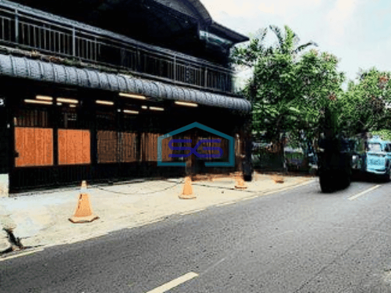 Dijual Ruang Usaha Siap Huni Bersih Rapih 2 Row Di Jati Padang Jakarta Selatan LB 600m2