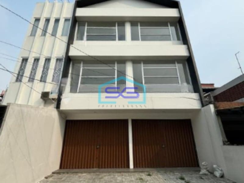 Dijual Ruko Strategis di Tanjung Duren Jakarta Barat Luas Bangunan 180m2