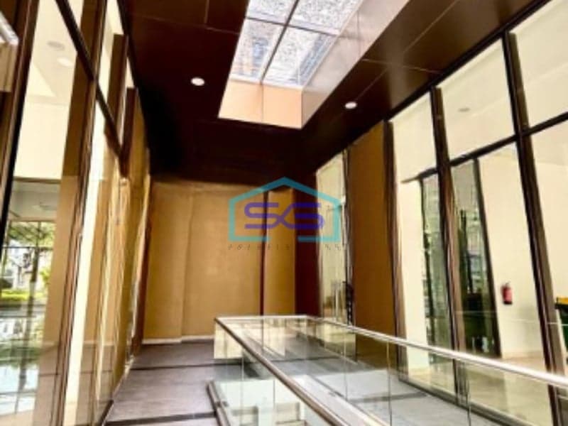 Disewakan Ruko Luas Bangunan 824 m² Lokasi Bebas Banjir di Gading Serpong Tangerang