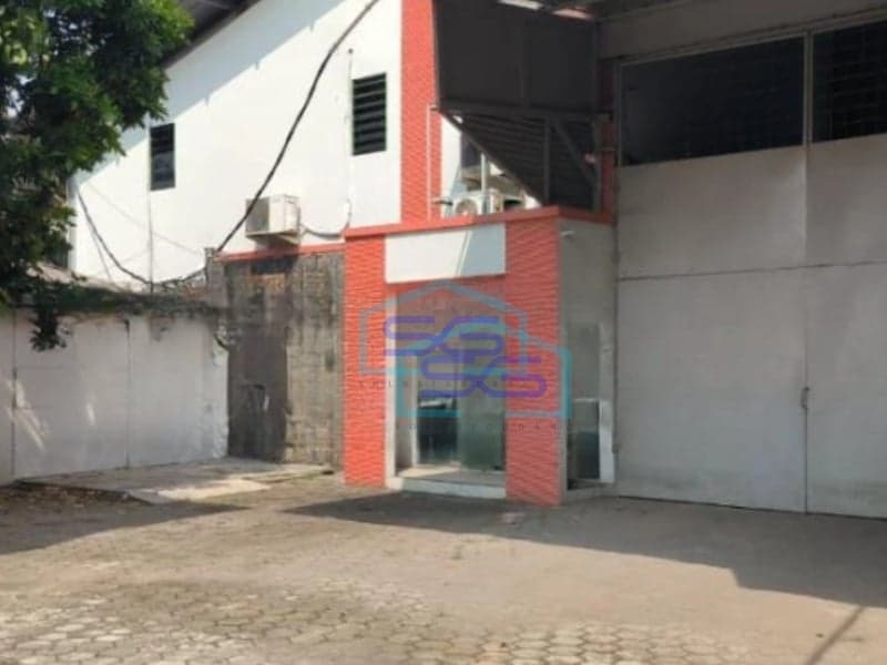 Disewakan Gudang Ada Kantor Luas Bangunan  800 m² Lokasi di Cipondoh Tangerang
