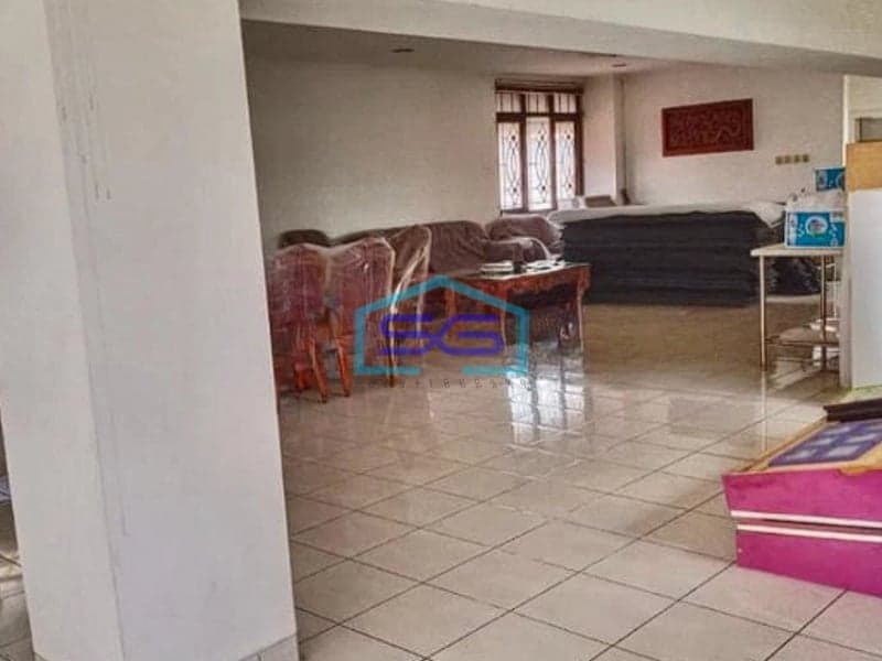 Dijual Bangunan Kantor Dengan Tanah Luas Di Karang Tengah Raya Tangerang LT 2400m2