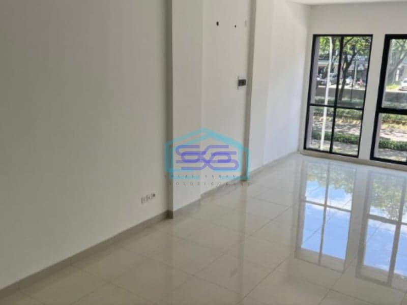Disewakan Ruko Business Park hadap jalan di Enchante BSD Tangerang Selatan Luas Bangunan  146 m²