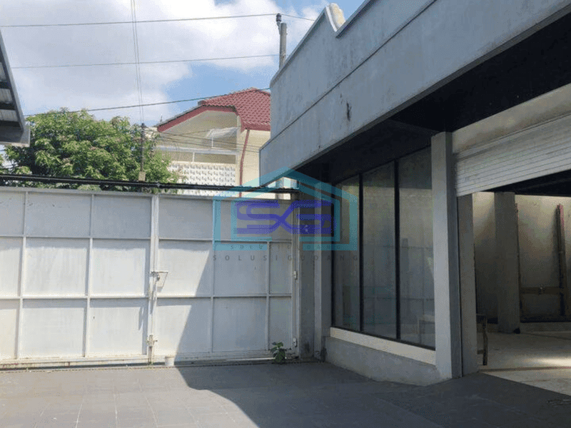 Dijual Gedung Besar Cocok untuk Gudang dekat UGM & Tugu Jogja