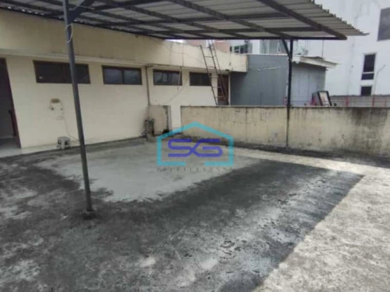 Disewakan Ruko 3.5 Lantai Gatot Subroto Kota Bandung Luas Bangunan  455 m²