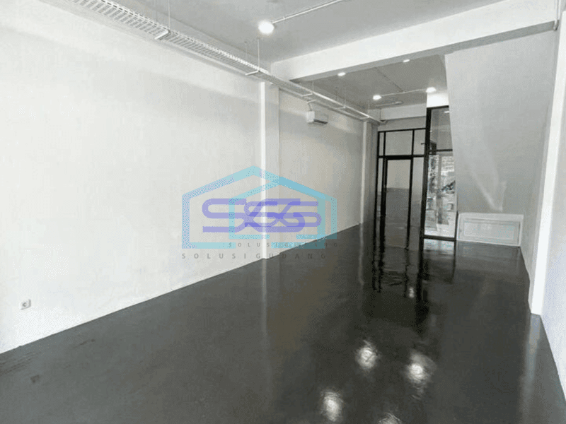 Dijual Ruko 3 lantai +1 Roof top di Sunter Terrace. Bagus, lantai epoxy.
