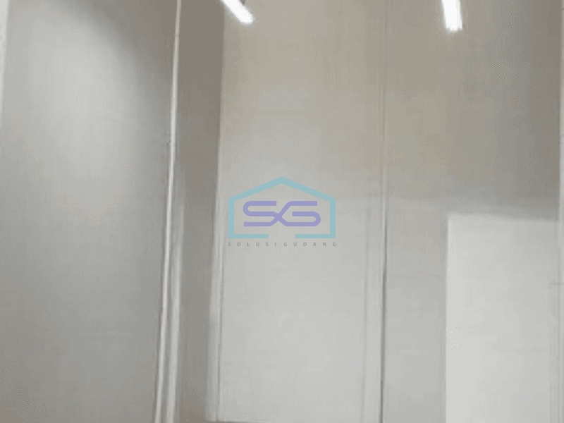 Disewakan Gudang di Green Lake City Jakarta Barat Luas Tanah 120 m² Akses Container 20 Feet