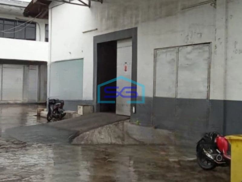 Disewakan Gudang Luas Bangunan 450 m² Lokasi Strategis di Pluit Jakarta Utara