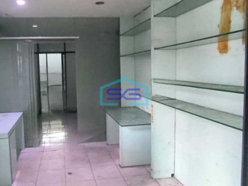 Disewakan Gudang Luas Bangunan 300 m² Lokasi Siap Huni di Jakarta Utara