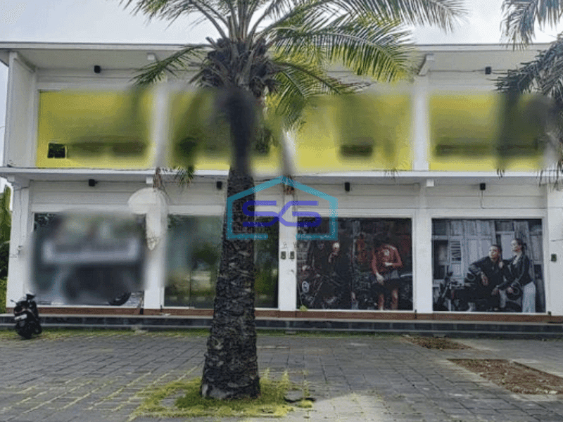 Disewakan Gedung 2 Lantai Jalan Utama Seminyak Badung Bali LT 600m2