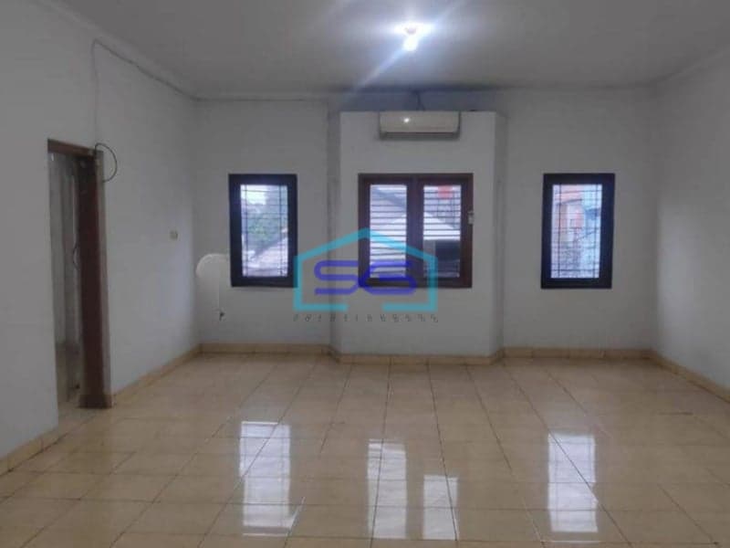 Dijual Ruko Luas dan Besar Siap Pakai Nihh!! di Taman Kopo Indah 3 Bandung LT 208m2