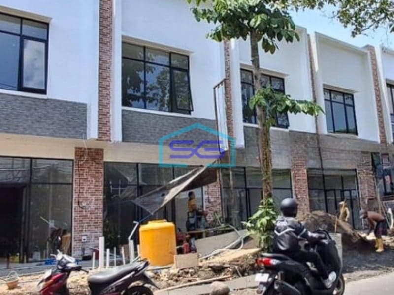 Disewakan Ruko 2 Lantai Strategis Di Umalas Bali Luas Bangunan 190m2