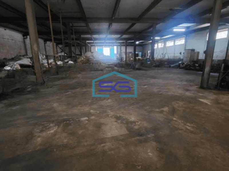 Dijual Gudang Akses Container 40 Feet Luas Bangunan  1800 m² di Cengkareng Jakarta Barat