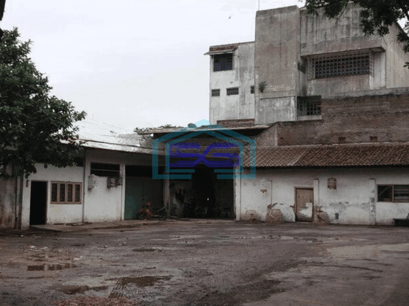 Dijual Gudang dan kantor jl sudirman