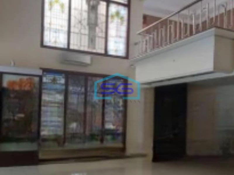 Disewakan Ruko Lokasi Strategis di Semarang Luas Tanah 596 m²