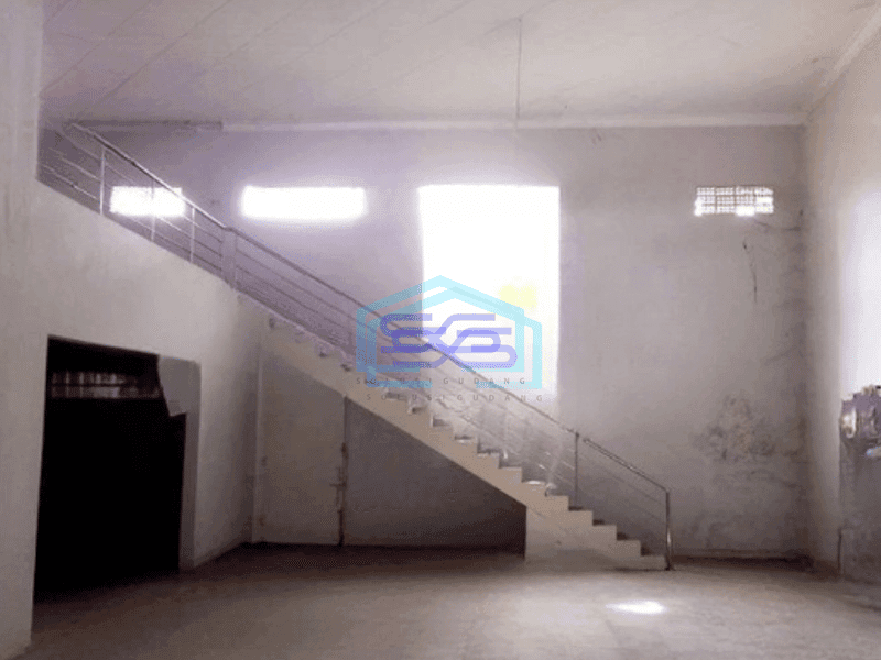 Disewakan Ruko 2 Lantai di Blimbing Malang Luas Tanah 340 m² Lokasi Strategis