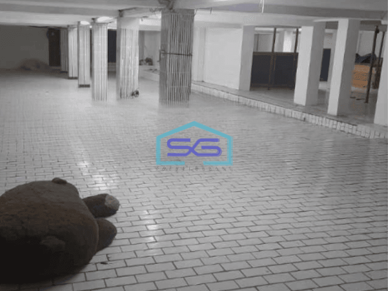 Disewakan Ruko 3 Lantai Luas Bangunan  620 m² di Cempaka Putih Jakarta Pusat