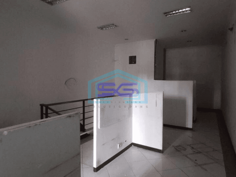 Dijual ruko dan gudang di pamularsih raya semarang barat jawa tengah