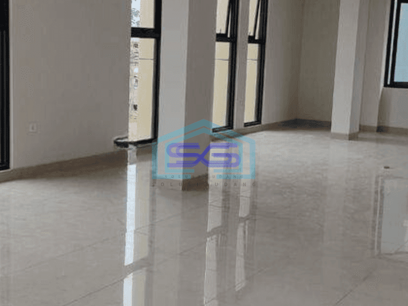 Disewakan ruko hook di kota wisata Cibubur