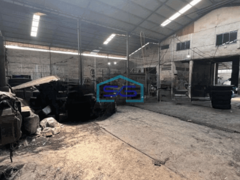 Dijual Gudang Lokasi Tidak Banjir Ex Pabrik Ban Luas Bangunan 1777 m² di Dadap Tangerang