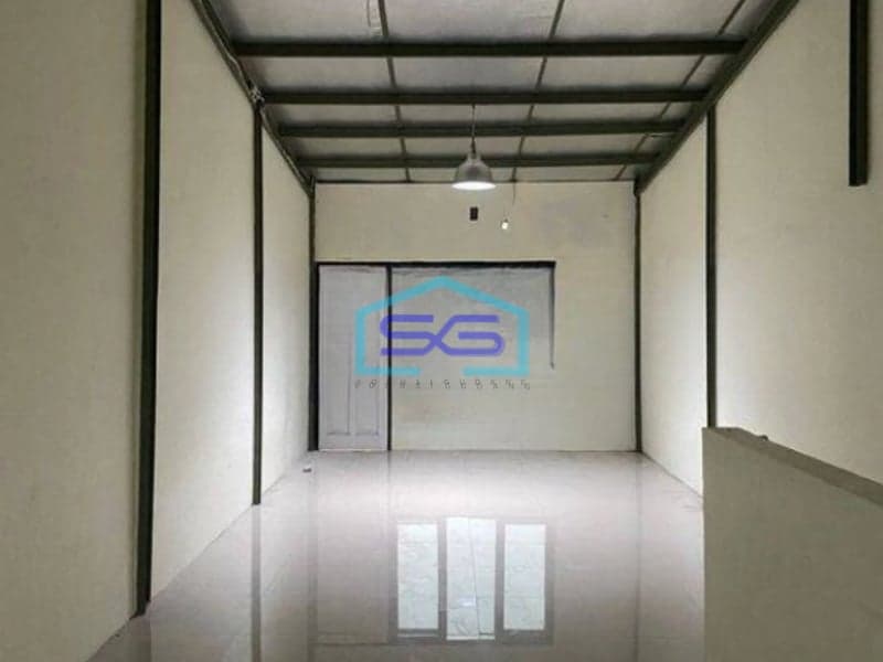 Disewakan Ruko Bagus Terawat di Kosambi Baru 2 Lantai Ada AC Jakarta Barat