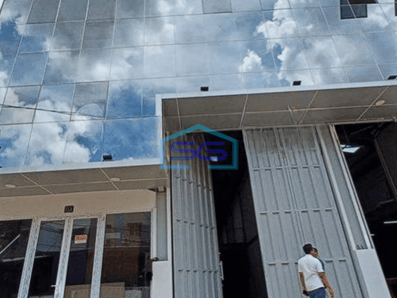 Disewakan gudang + kantor bagus siap pakai di Kalideres