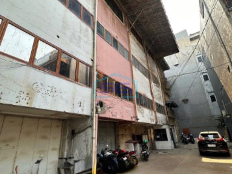 Dijual Ruko 4 Lantai di Bandengan Jakarta Utara LB 960m2