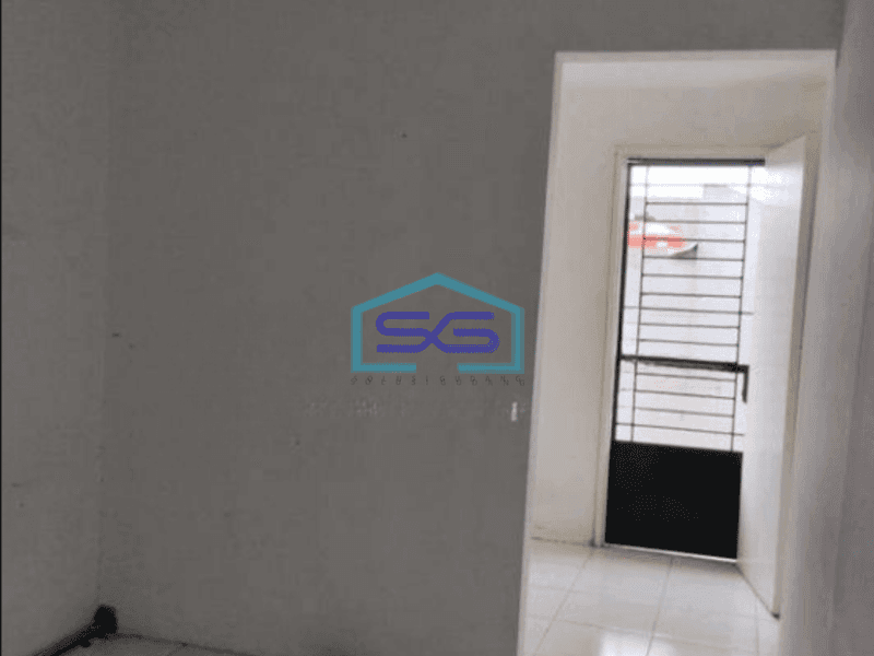 Disewakan Ruko Lokasi Strategis Di Taman Ratu Jakarta Barat LB 200m2