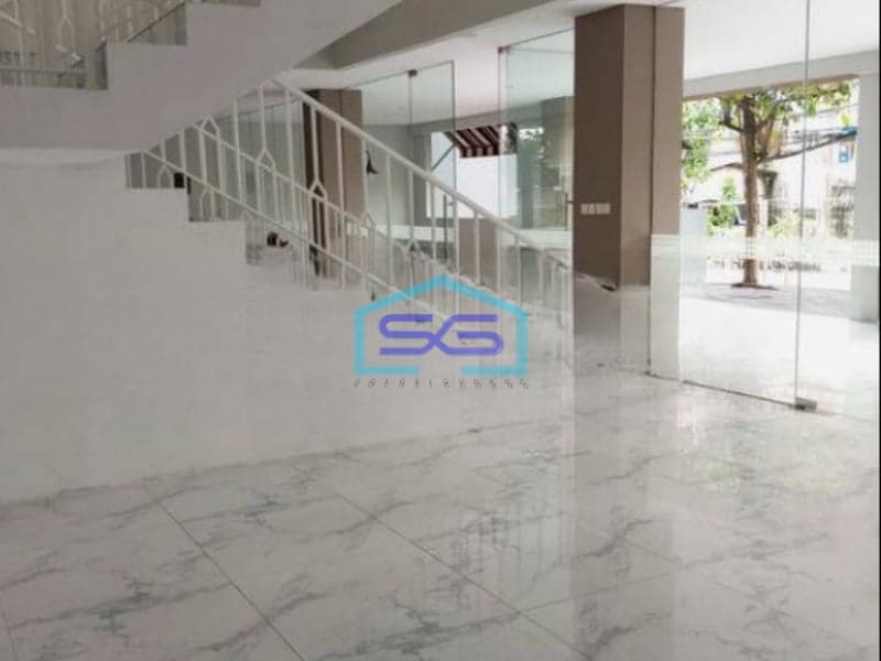 Disewakan Ruang Usaha di Kalimalang Jakarta Timur Luas Tanah 600 m²