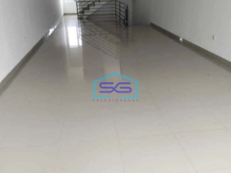 Dijual Ruko 2,5 Lantai Mainroad Holis Kota Bandung Luas Bangunan 135m2