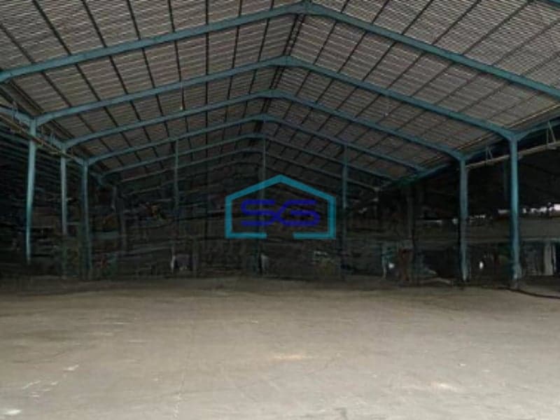 Disewakan Gudang di Surabaya Kota Luas Bangunan  10000 m²