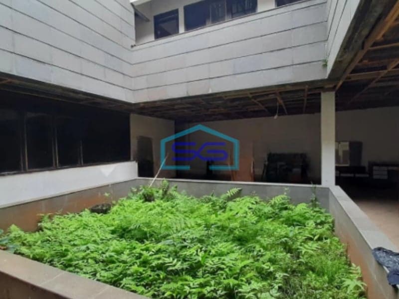 Dijual Gedung di Setiabudi Bandung Mainroad Hitung Tanah Jual Cepat LT 1059m2