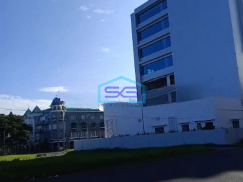 Disewakan Ruko 3lt Marina Plaza Cocok Buat Kantor Salon Kecantikan Wenang, Manado Luas Bangunan  600 m²