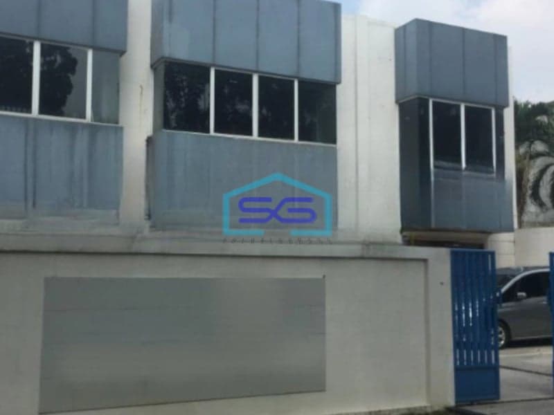 Dijual Gudang Luas Tanah  648 m² Lokasi Cikarang Bekasi