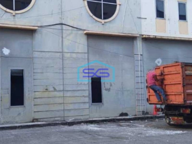 Dijual Gudang Ada Kantor Luas Tanah  162 m² Lokasi Bebas Banjir di PIK Jakarta Utara