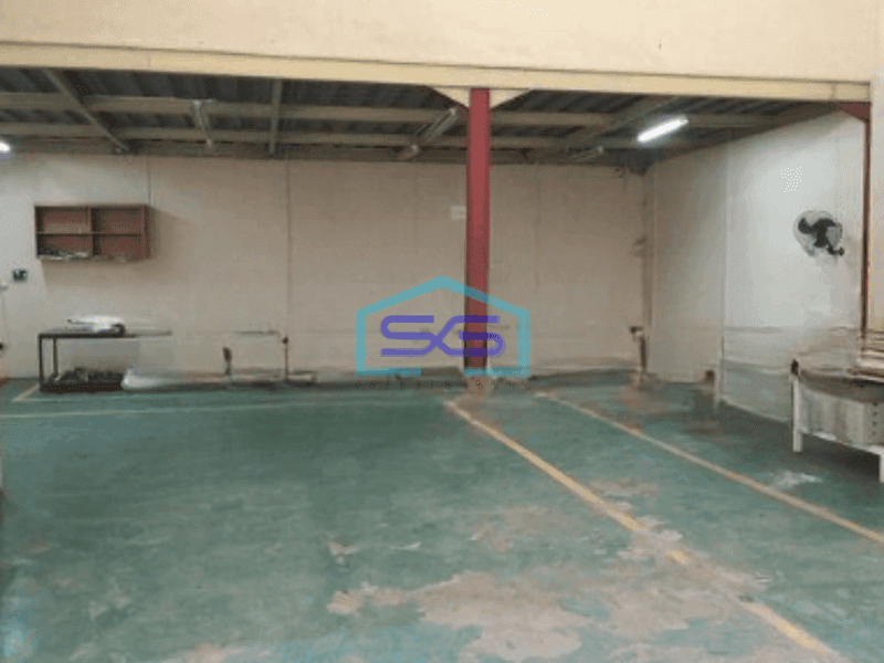 Dijual Gudang Ada Kantor Luas Bangunan 300 m² di Dekat Bandara Jakarta Barat