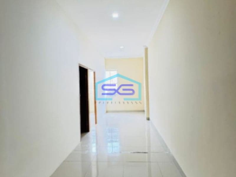 Disewakan Ruko di Jakarta Barat Bangunan 3,5 Lantai LB 250m2