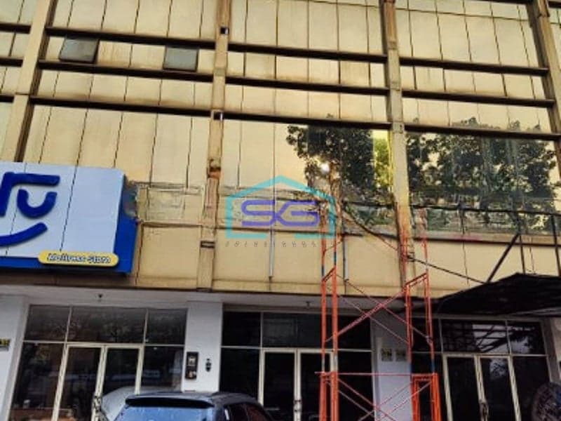 Dijual Ruko Green Lake City Hadap Jalan Luas Bangunan 200m2 Jakarta Barat