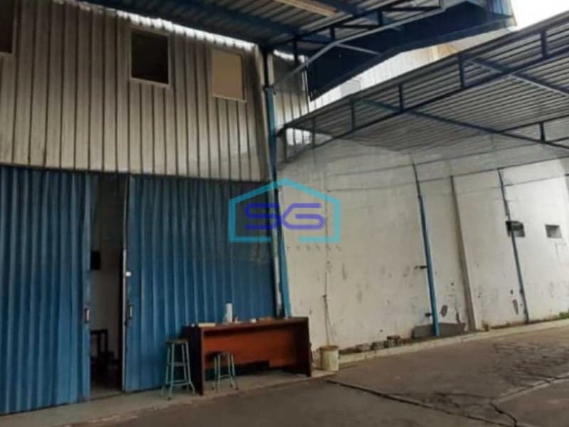 Dijual Gudang Ada Kantor Siap Pakai Luas Bangunan 2600 m² di Semarang
