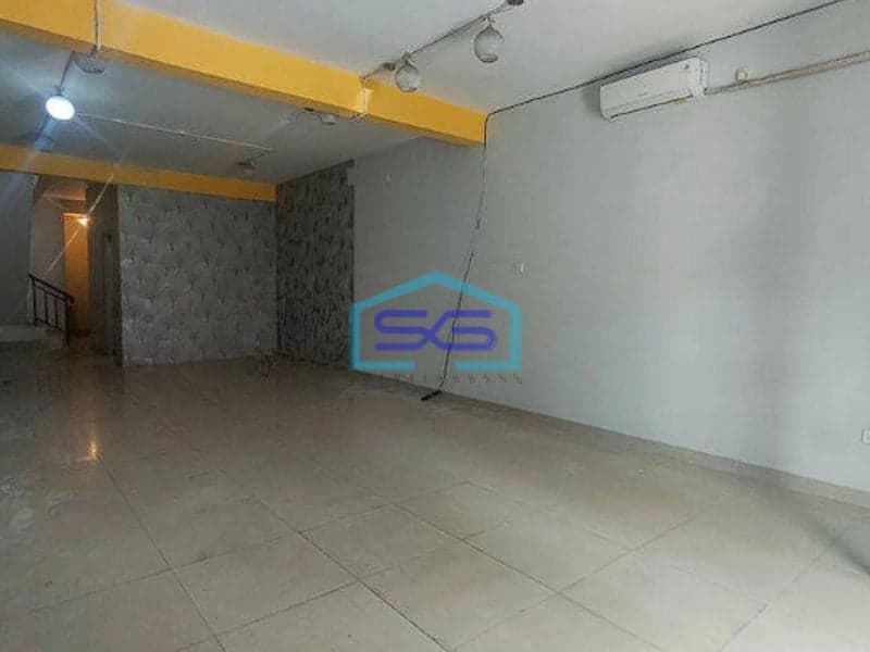 Disewakan Ruko 2 Lantai Bagus di Lippo Cikarang Luas Bangunan 177m2