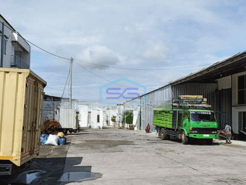 Disewakan gudang bebas banjir siap pakai di Tanjung Pura Kalideres