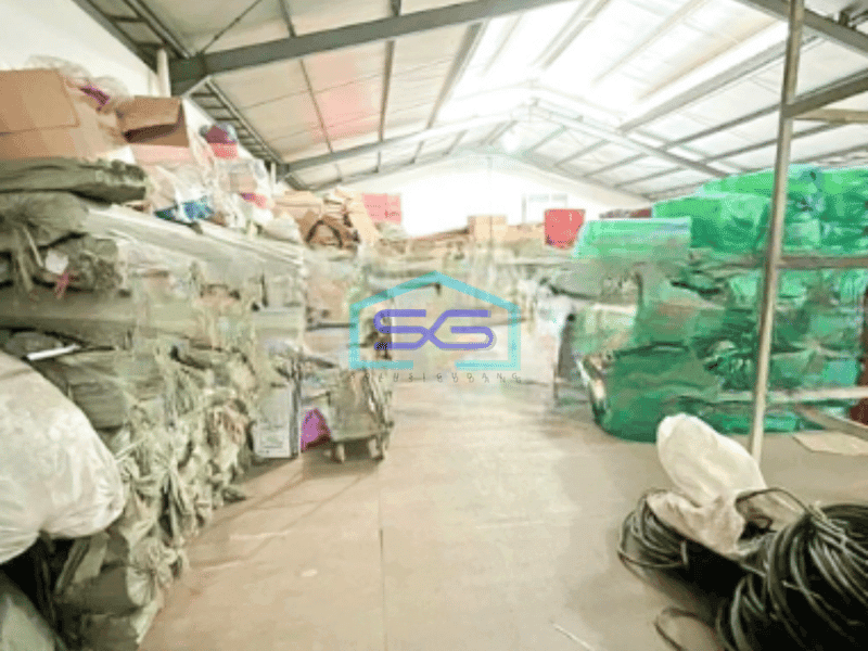 Dijual Gudang Luas Bangunan  456 m² di Cikupa Tangerang