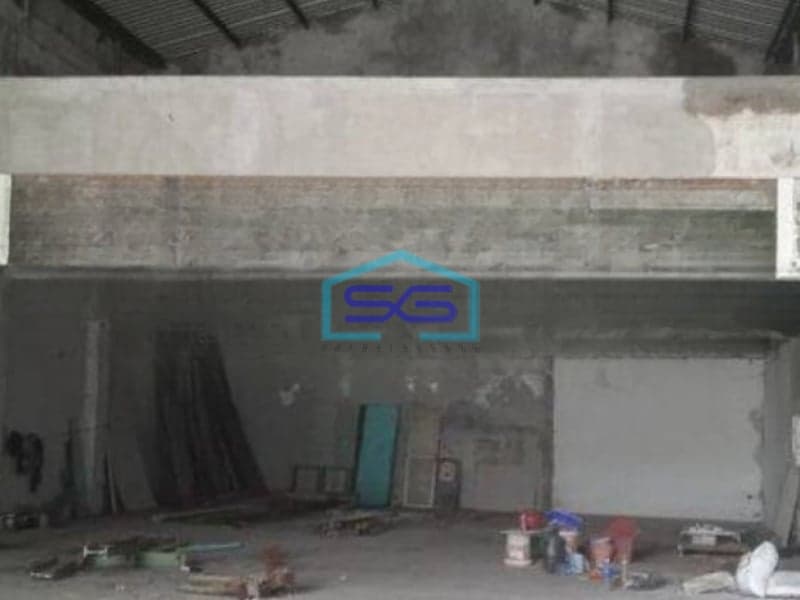 Disewakan Kantor Luas Bangunan 400 m² Lokasi Basuki Rachmat Surabaya