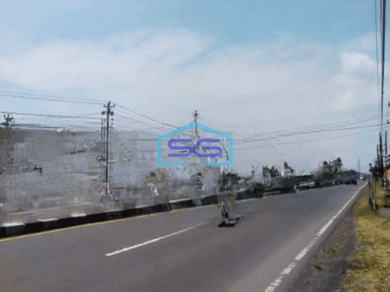 Disewakan Gudang Akses Container di Pinggir Jalan Raya Musaran Sragen Luas Bangunan 367 m²