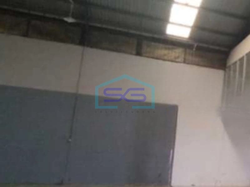 卡拉瓦奇坦格朗出租单层仓库，适合商业用途，即时入住