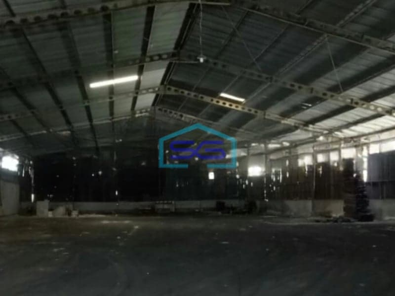 Disewakan Gudang Luas Tanah 2550 m² Lokasi Tidak Banjir di Margomulyo Surabaya