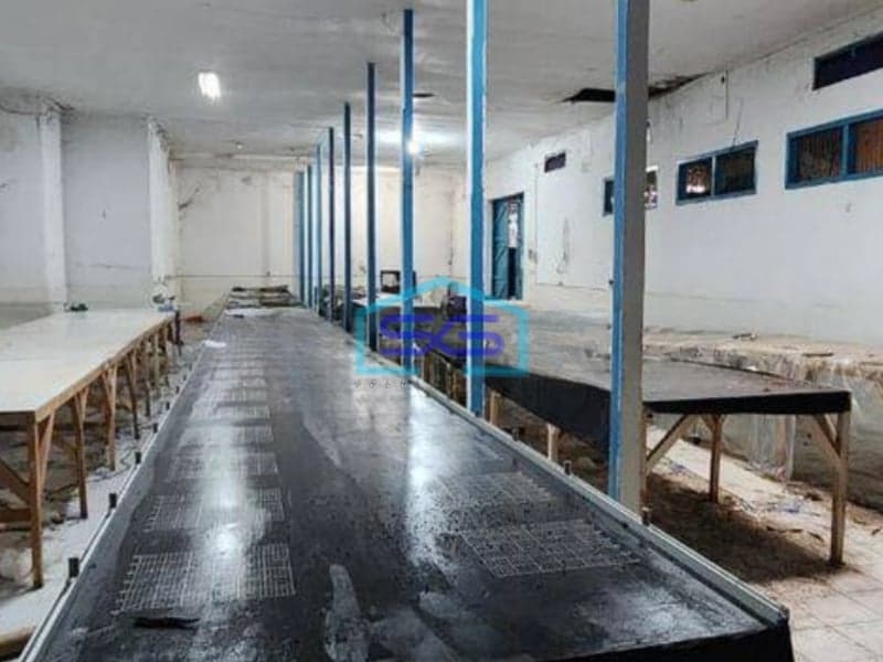 Dijual Tanah + Gudang Dekat Tol, Akses Kontainer 40 Feet di Cibereum Bandung LT 1525m2