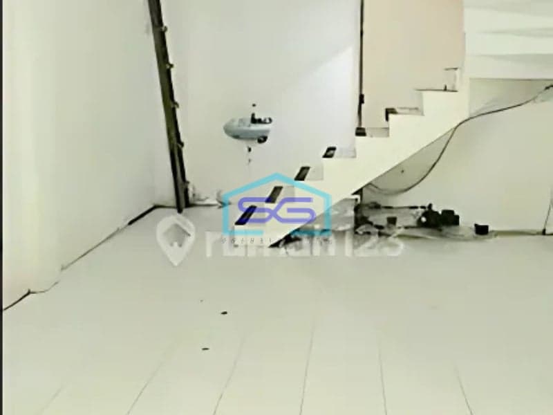 Dijual Cepat Ruko Strategis Di Daerah Pesanggrahan Kebayoran Lama Jakarta Selatan LB 273m2