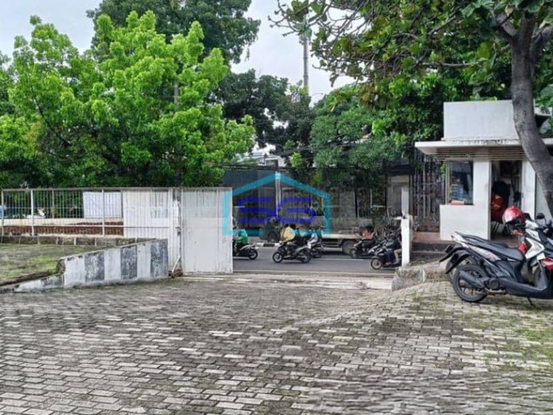 Dijual Gedung di Pasar Minggu Jakarta Selatan Komersil LT 2014m2